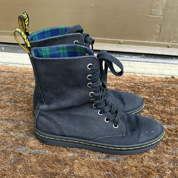 Dr. Martens Shoes - Dr. Martens Stratford Tall Canvas Boots With Plaid Lining Goth Punk Sz 5